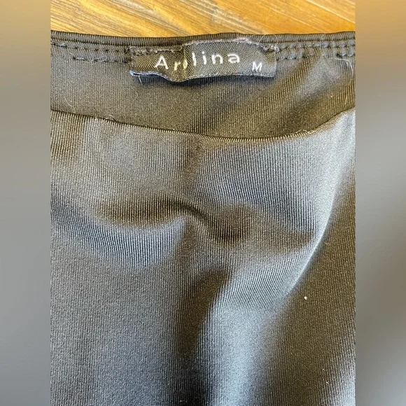 Arolina Black wide leg yoga pants sz Med - Picture 4 of 4